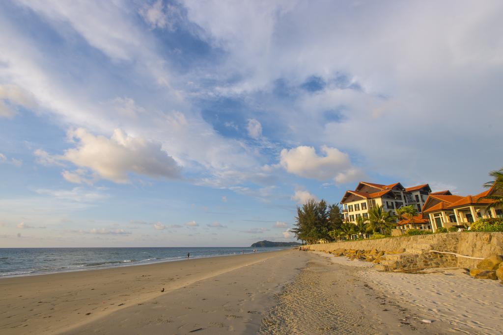 ซาบาห์ บีช วิลลา แอนด์ สวีท Hotel โกตาคินาบาลู ภายนอก รูปภาพ