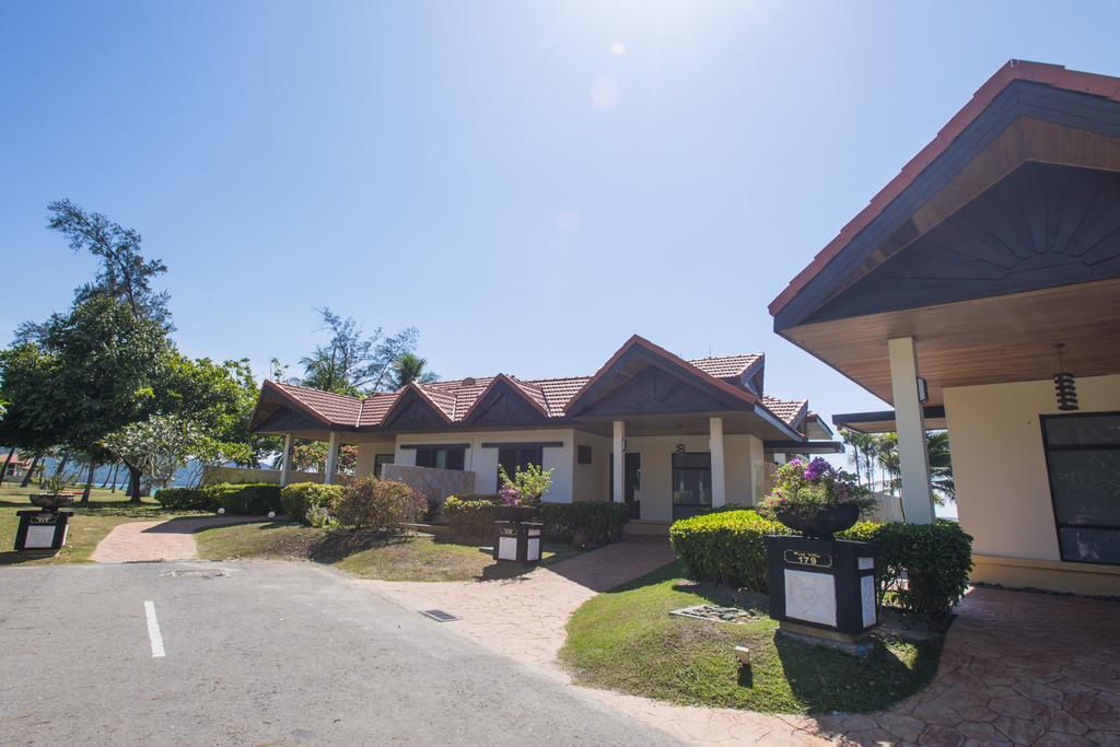 ซาบาห์ บีช วิลลา แอนด์ สวีท Hotel โกตาคินาบาลู ภายนอก รูปภาพ