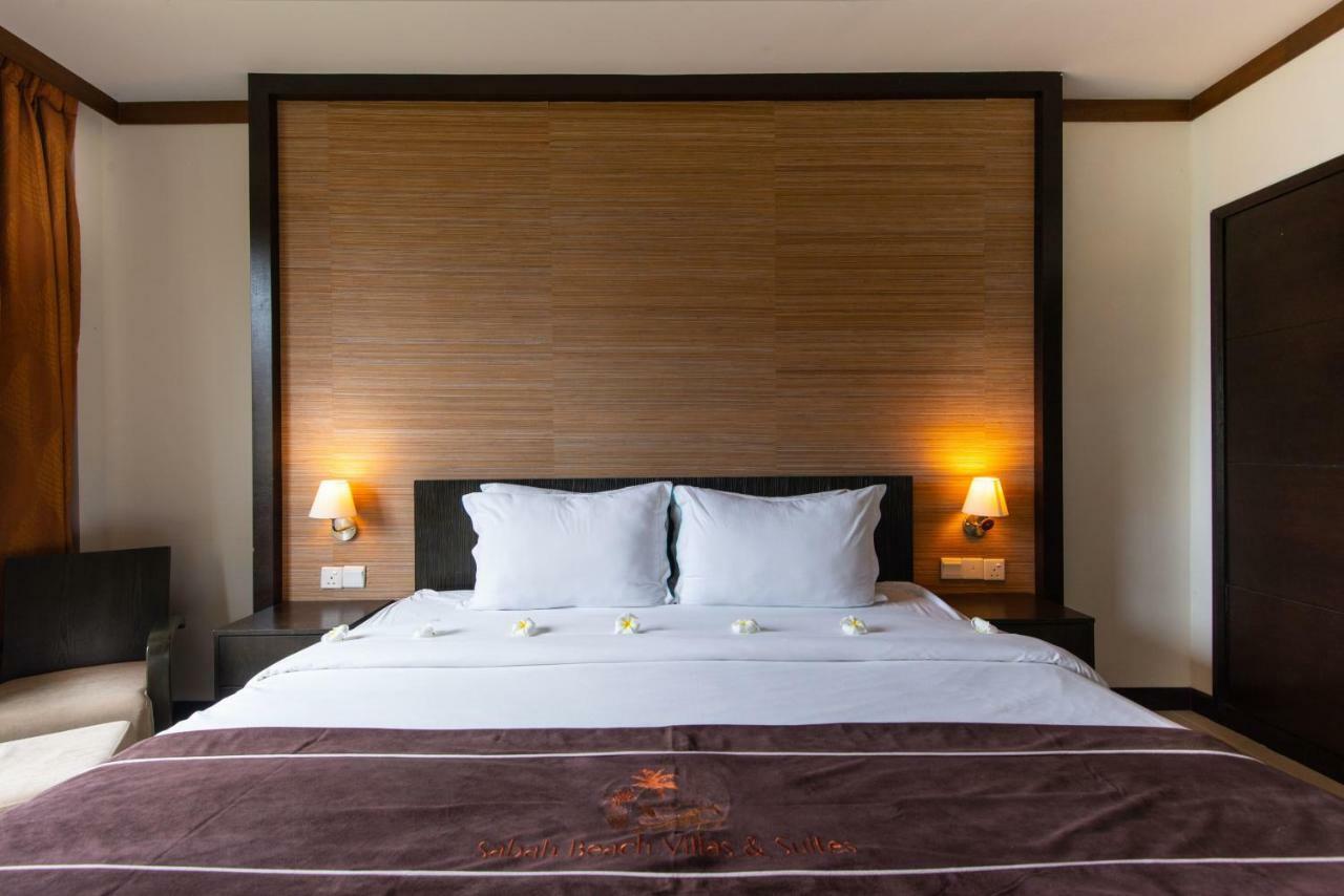 ซาบาห์ บีช วิลลา แอนด์ สวีท Hotel โกตาคินาบาลู ภายนอก รูปภาพ