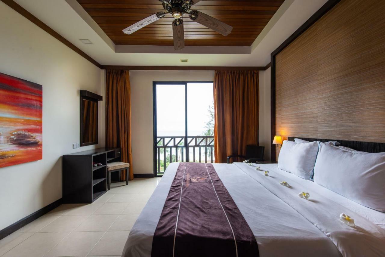 ซาบาห์ บีช วิลลา แอนด์ สวีท Hotel โกตาคินาบาลู ภายนอก รูปภาพ